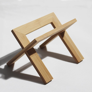 Soporte triangular de bambú para exhibir pasteles de Pu Erh, decoración del hogar, estante de madera maciza hecho a mano, duradero - Product Image 4