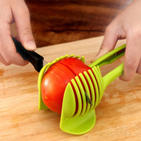 Vente en gros de coupe-pommes de terre et tomates en plastique coupe-légumes populaire outil multifonction de cuisine pince à nourriture pour fruits et légumes