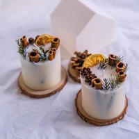 Lilin Pilar Bunga Kering Kayu Manis Lemon dari Lilin Kedelai Buatan Tangan 210g, Lilin Beraroma Alami untuk Dekorasi Rumah dengan Waktu Bakar 20-40 Jam.