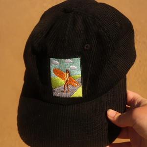 Gorra de pana de alta calidad con logotipo bordado de lujo y correa de velcro, estilo unisex, al por mayor. - Product Image 2