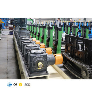 מכונת ייצור פאנלים אוטומטית לחלוטין באיכות גבוהה מסוג M Purlin לייצור פאנלים צדדיים של גוף משאית - Product Image 4