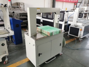 ZHENHUA Carton Pp Ceinture <span class=keywords><strong>Stapper</strong></span> Regroupement Boîtes En Carton Ondulé Cerclage Faisceau Rétractable Emballage Machine D'emballage - Product Image 5