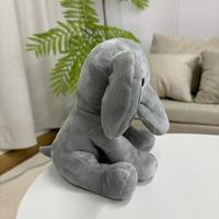 En stock peluche éléphant gris blanc poupée peluche personnalisée peluche oreiller bébé sommeil et soulagement du stress conception populaire