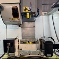 Centre d'usinage CNC vertical Fraiseuse verticale 3 + 2 axes Mécanique de précision CNC à cinq axes