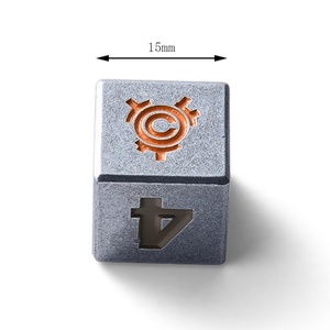 Dados de Juego de Metal Sólido con Diseño Antiguo y Logotipo Personalizado, Dados de Casino - Product Image 5