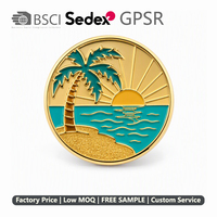 Broche personnalisée en émail dur motif palmier tropical, plaquée or, pour revers de veste, MOQ 50 pièces, idéale comme cadeau de plage
