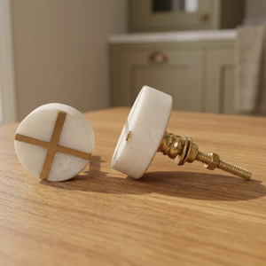 Nuevos Pomos de Resina y Madera para Muebles de Cocina, Cómodas, Armarios y Gabinetes de Almacenamiento, Disponibles para la Venta - Product Image 4