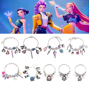 สร้อยข้อมือดีไซน์ใหม่สุดน่ารัก ลายการ์ตูนอนิเมะ K-POP สาวนักล่าแม่มดจาก <span class=keywords><strong>Netflix</strong></span> จี้โลหะผสม DIY ขายส่ง - Product Image 4