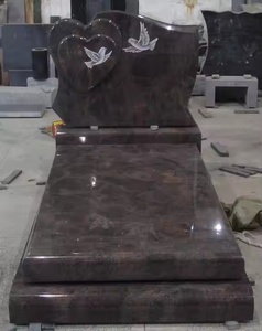 Pierre tombale et monument en granit noir de style européen traditionnel pour cimetière - Product Image 1