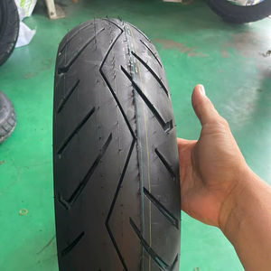 Pneu de moto sportive sans chambre à air KumaTire K307, adhérence premium pour les rues urbaines, tailles 90/80-17 et 120/70-17 - Product Image 1