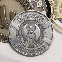 Pièces commémoratives personnalisées en alliage de zinc plaqué argent antique avec logo gravé en 3D