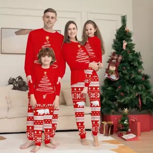 Nuevos Conjuntos Familiares Navideños SHYL, Pijamas de Algodón a Cuadros Rojos, Camisetas de Manga Larga Raglán - Product Image 1