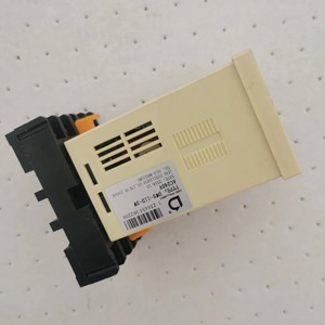 ตัวควบคุมอุณหภูมิและความชื้นรุ่น LEAD DWS ใช้กับตู้ไฟฟ้า AC220V - Product Image 2