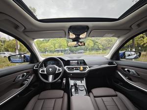 Voiture d'<span class=keywords><strong>occasion</strong></span> très demandée : BMW Série 3 325Li M Sport Package 2021, berline d'<span class=keywords><strong>occasion</strong></span>, conduite à gauche, automatique, luxe, 184 ch, excellent état - Product Image 2