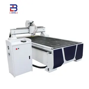 Ağaç İşleme CNC makinesi otomatik 3D oyma makinesi CNC kesme makinesi satılık 1325 ahşap CNC router