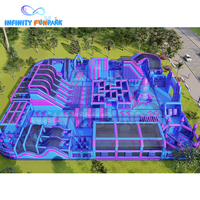 38.5x38.5m Mega Blue Purple Parc à thème gonflable Free Design100 + Modules de jeu Extreme Park