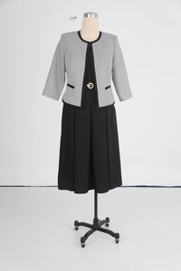 Ensemble deux pièces élégant pour femme grande taille : Robe de cérémonie et tailleur pour toutes occasions - Product Image 6