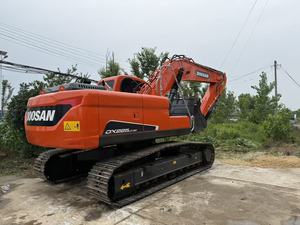 Excavatrices Doosan DX225 d'occasion de bonne qualité, origine coréenne, 22,5 tonnes, avec accessoire de pince, attache rapide et brise-roche - Product Image 2