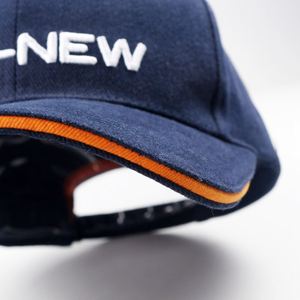 Gorra de béisbol deportiva vaquera con logotipo personalizado OEM éxito de ventas KIMTEX con efecto de rotura de agujeros - Product Image 5