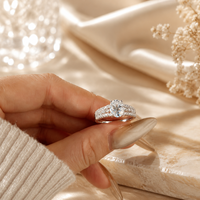 Bague de mariage personnalisée en argent sterling 925 avec moissanite, pierre centrale taille coussin, double rangée pavée, bijou de luxe élégant