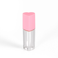 Tube en forme de coeur rose rouge à lèvres PET de 5ml avec bouchon à vis pour brillant à lèvres liquide cosmétiques emballage brillant à lèvres Surface d'impression offset