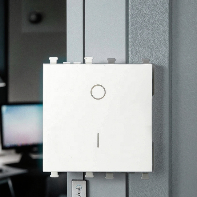 2024 New Design European Standard Custom Electrical PC Panel Big Size Single Pole Switch Modular for Italian Standard