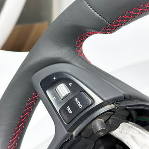 Con volante de cuero Napa para Chevrolet Ve COMMODORE <span class=keywords><strong>HSV</strong></span> E1 pieza de coche de calidad para Pontiac G8 2008/9 Holden Commodore VE - Product Image 5