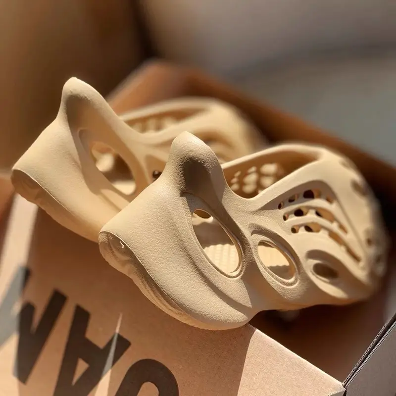 Yeezy — sandales en mousse unisexe, chaussures élégantes pour l'extérieur, nouvelle collection d'été,, gris, Beige, MXCRCL, Yeezi, avec boîte à chaussures
