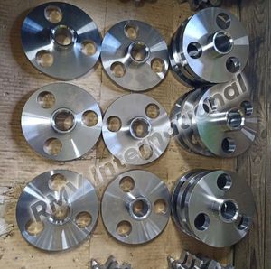 บริการผลิตชิ้นส่วนเครื่องจักรอุตสาหกรรมความแม่นยำสูงด้วยวิธีตัดลวดด้วยไฟฟ้า CNC จากเหล็กกล้าไร้สนิมที่ทนทาน พร้อมบริการเจาะร่อง จากอินเดีย - Product Image 5