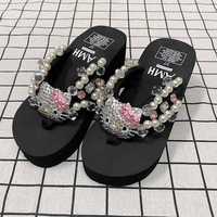 Tongs tendance à semelle épaisse avec strass et perles pour femmes et jeunes filles – Idéales pour l'été et la plage
