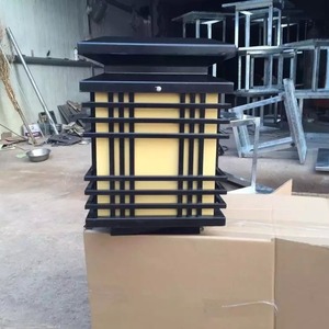 Lámpara de Poste de Aluminio para Exteriores, LED E27, Semi Empotrada, Garantía de 5 Años - Product Image 1