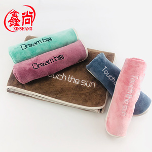 Toalla Deportiva de Microfibra Xinshang 35x75 cm, Suave y Absorbente, Rectangular, para Gimnasio y Baño - Product Image 4