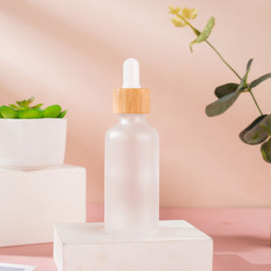 Flacons compte-gouttes cosmétiques en verre dépoli en vrac, ambre/transparent, emballage vide avec couvercle en bois de bambou pour huile essentielle - Product Image 4