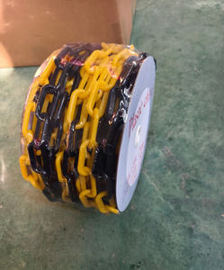 Cônes de signalisation rouges <span class=keywords><strong>et</strong></span> blancs, poteaux de signalisation, chaînes de liaison en <span class=keywords><strong>plastique</strong></span> - Product Image 6