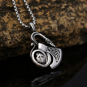 Yunnique – collier avec pendentif épée viking en acier inoxydable, avec chaîne, design asymétrique géométrique, pour hommes et femmes, bijoux à la mode - Product Image 3