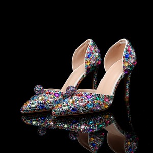 Sandales à talons aiguilles pour femmes, à bout pointu, ornées de strass colorés, avec design ajouré sur le côté et décorations en forme de boule, idéales pour les soirées et mariages - Product Image 4