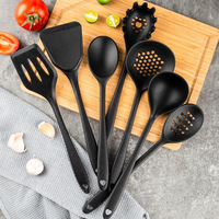 Nouvel ensemble d'ustensiles de cuisine 25 pièces en silicone et acier inoxydable avec revêtement marbré, comprenant un ensemble de couteaux et une planche à découper