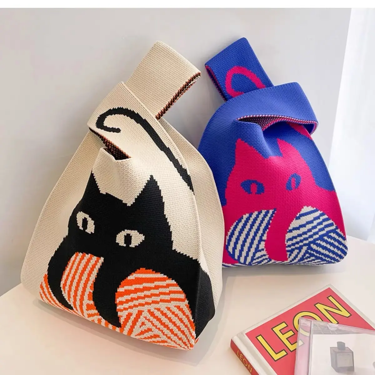 Hot Selling Cartoon Knitted Handbag Portable Shopping Mini Purse Crochet Knitted Tote Bag for Women