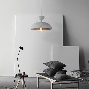 Lustre suspendu LED gris ciment de style Wabi-Sabi, industriel, avec hauteur réglable et fonction de gradation pour salon - Product Image 6