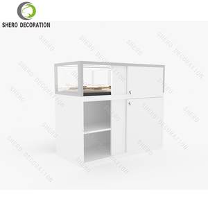 Vitrine moderne en verre, comptoir en bois avec éclairage LED, vitrine de vente au détail de bijoux à vendre - Product Image 6