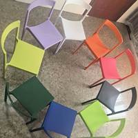 Chaise de salle à manger moderne empilable en plastique coloré, chaise de loisirs simple pour la maison en PP, chaise de salle à manger en plastique
