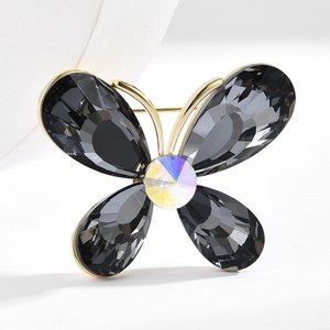 女性のための卸売高品質高級ゴールドメッキ繊細なクリスタルバタフライブローチ - Product Image 1