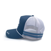Casquette Trucker Haute Visibilité Personnalisée en Maille avec Écussons Brodés 3D, Casquettes Trucker Rayées sur le Côté Style Australien, Casquettes en Maille Personnalisées