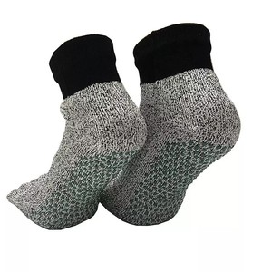 Haute Performance niveau 5 coupe preuve pieds nus <span class=keywords><strong>Action</strong></span> chaussettes hommes cinq orteil Anti coupure chaussettes poignée Silicone pour la plongée surf - Product Image 3