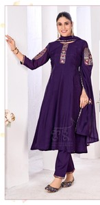 Último hermoso algodón pesado suave Formal Mul Chanderi Kurti Palazzo conjunto para mujeres fiesta boda Diwali graduación - Product Image 2