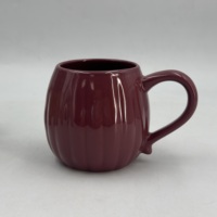 Mug en céramique côtelé personnalisé populaire avec logo, en forme de citrouille, compatible micro-ondes, pour cafés et boutiques de cadeaux