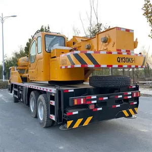 Guindaste móvel QY30K5-I usado, guindaste de caminhão hidráulico de 30 toneladas usado para venda