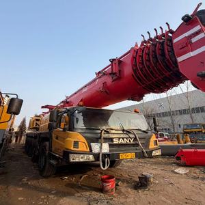Grue mobile Sany 200T avec forte puissance de levage de 200 tonnes, unité d'occasion en promotion en excellent état de fonctionnement - Product Image 2