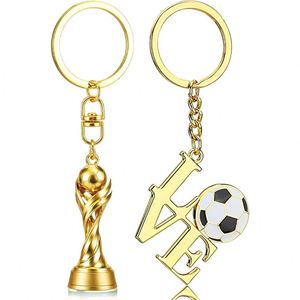 Set de Llaveros Trofeo Dorado con Colgante Balón de Fútbol LOVE, de Aleación de Zinc Premium, para Aficionados al Fútbol, Mochilas, Bolsos, Coleccionistas y Souvenir - Product Image 1