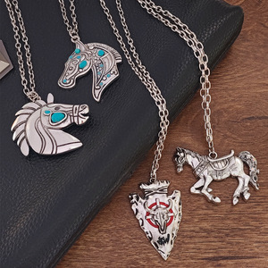 Nouveau Collier en Alliage Style Cowboy Western Vintage avec Pendentif Cheval, Tête de <span class=keywords><strong>Taureau</strong></span> en Émail Triangle Viking et Pendentif Bouclier pour <span class=keywords><strong>Couple</strong></span>, Vente en Gros - Product Image 6